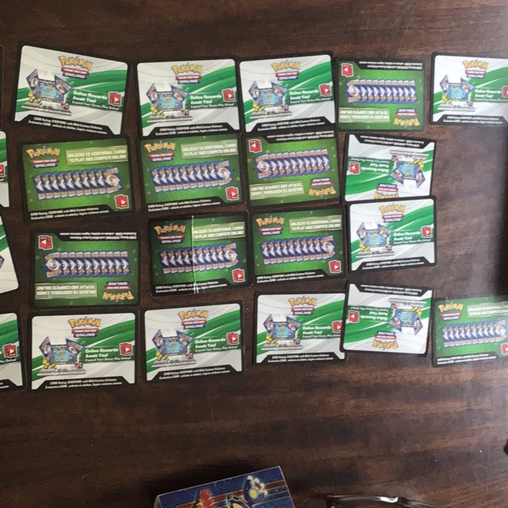 25 online Pokémon cards packs
